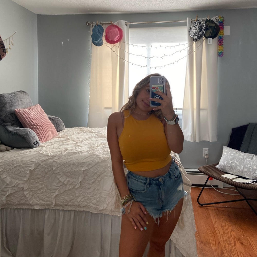 ✰ ✰ CROPPED YELLOW HIGH NECK TANK TOP ✰ ✰